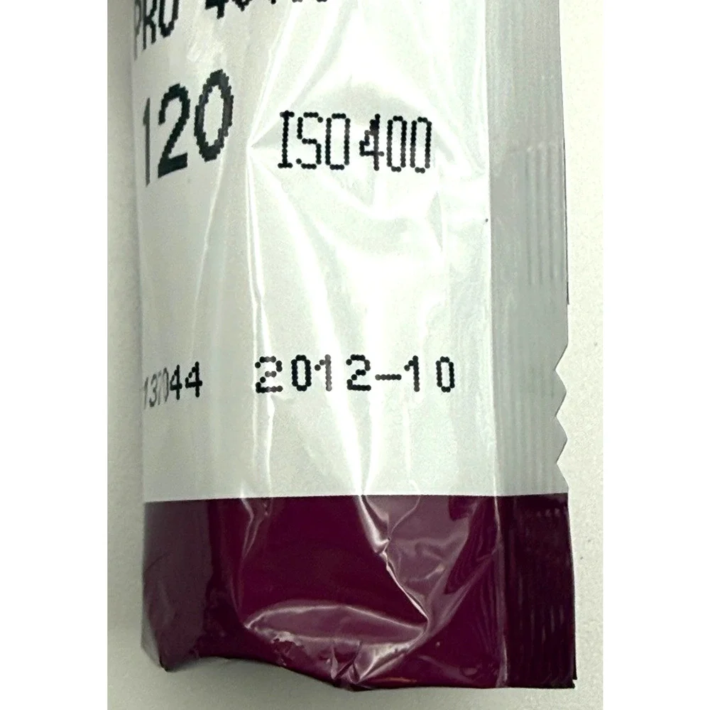 One (1) Roll Fujifilm Fujicolor Pro 400H 120 Color Negative Film EXP 2012 READ